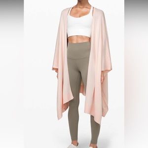Lululemon Throw-It-On wrap